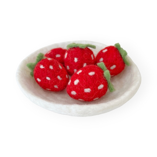 Felt Strawberries On Felt Plate (Set of 6)