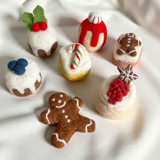 Build Your Own Christmas Cake Box - 4 Piece Set