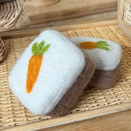 Felt Carrot Cake