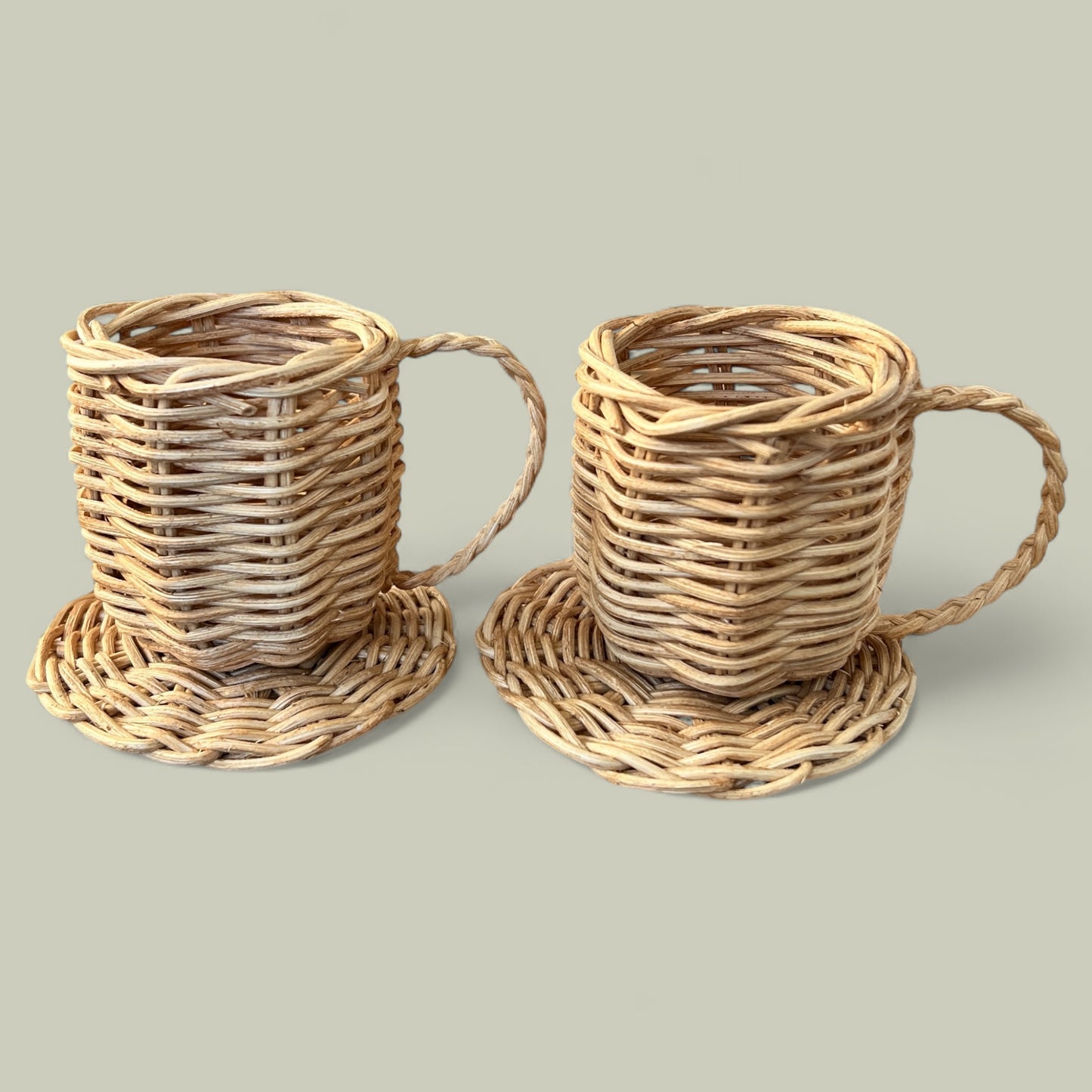 A Pair of Teacups & Saucers- Set of 4