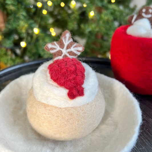 Felt Christmas Cream Puff