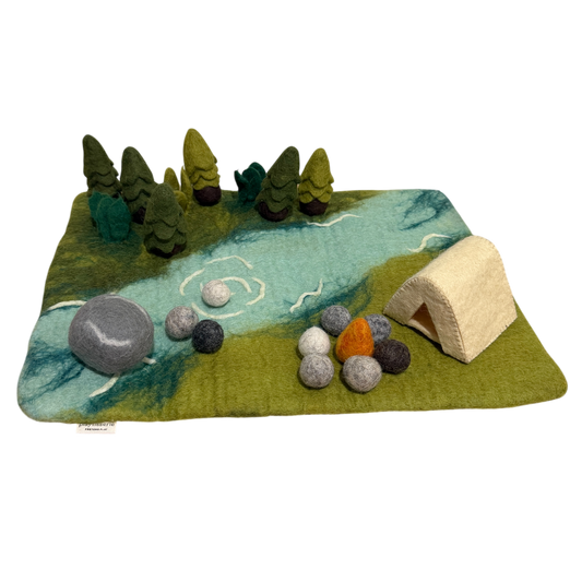 Felt Camping Play Mat with accessories - Set of 19