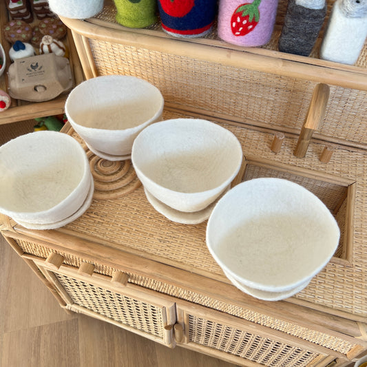 Felt White Plate & Bowl Pack - set of 8
