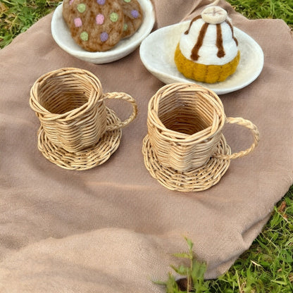 A Pair of Teacups & Saucers- Set of 4