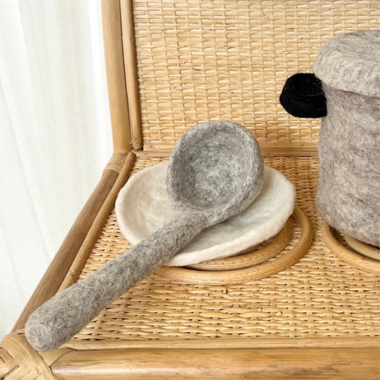 Felt Ladle