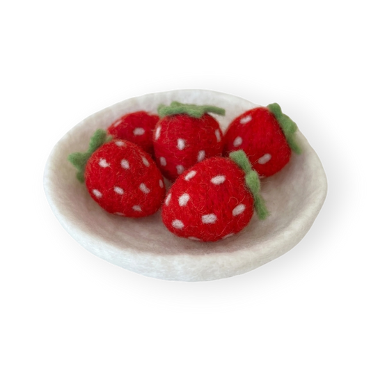 Felt Strawberries On Felt Plate (Set of 6)