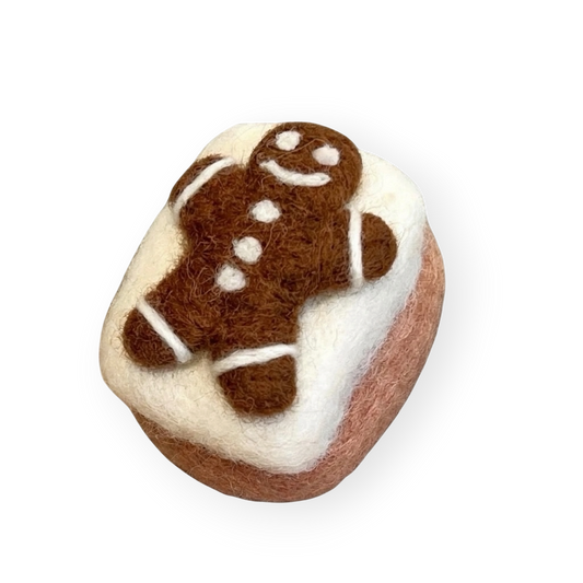 Felt Gingerbread Cake
