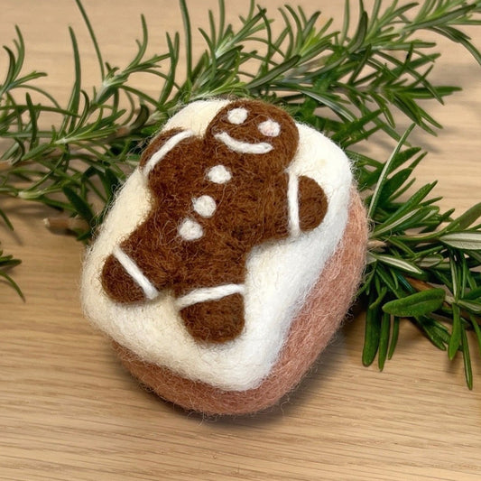 Felt Gingerbread Cake