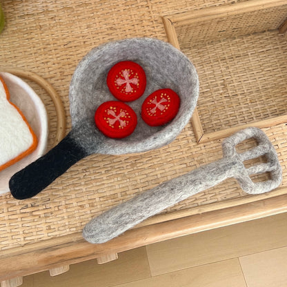 Felt Frypan & Spatula