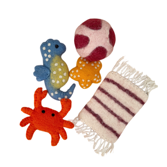 Felt Beach Play Mat with accessories - Set of 6